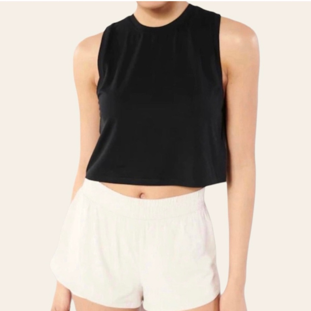 NEW! Gilly Hicks Black Work Out Tank Top